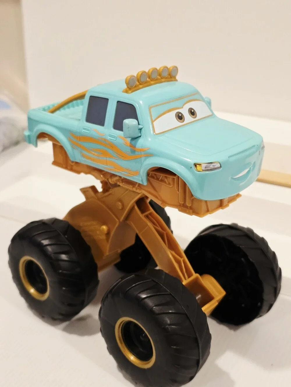 Disney Pixar Cars On the Road Circus Ivy Stunt Vehicle Jumping Monster Truck